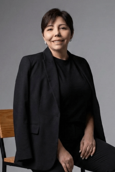 Heloísa Medeiros Costa